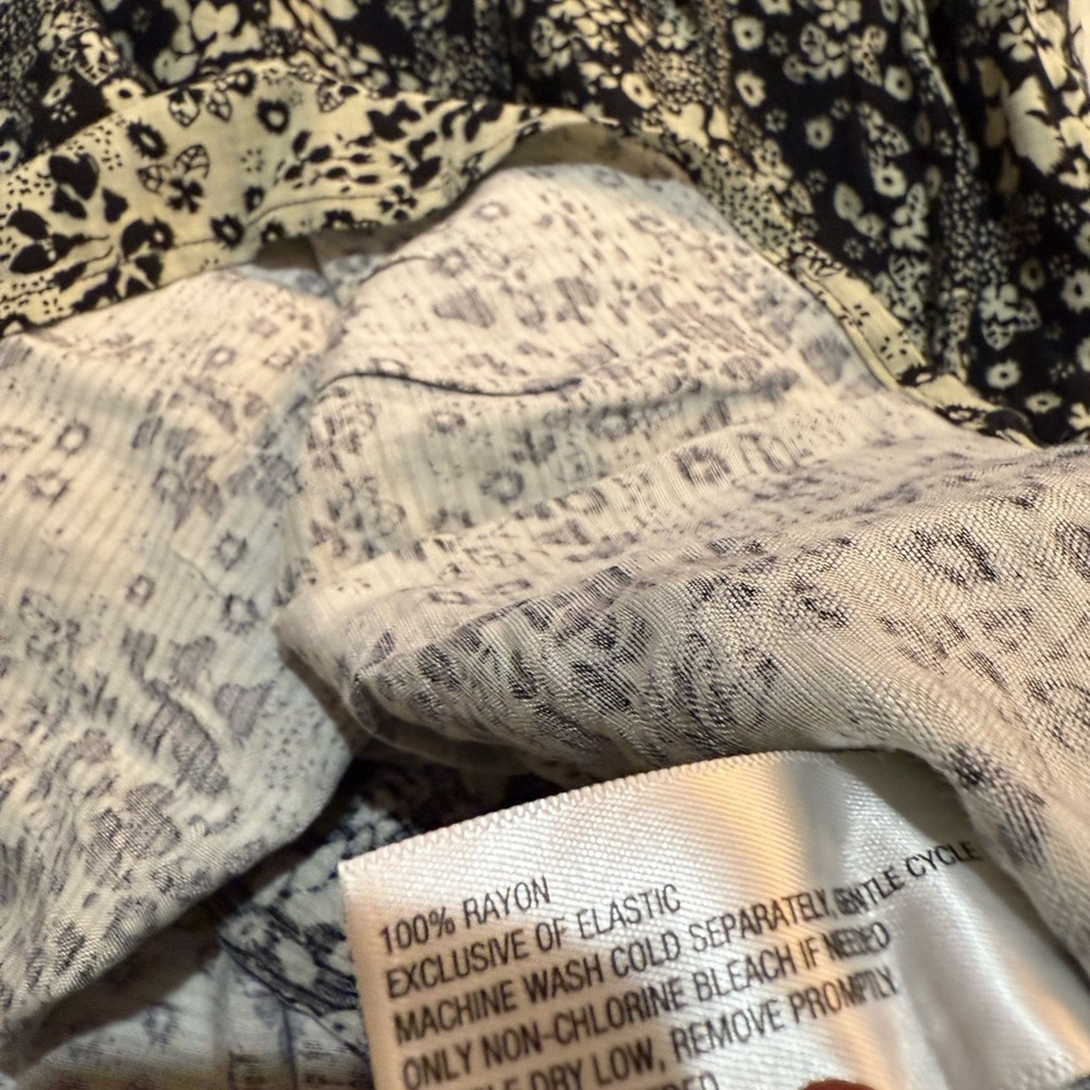 Knox Rose Black and Cream Boho Dress NWT Size Medium - Picture 8 of 8